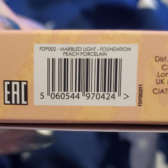 Ciate London Marbled Light Powder - Picture 2 of 3